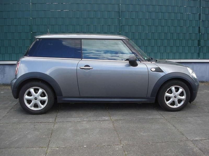 Second-hand Mini ONE 75 CP (55 kW) 2010 Argintiu Hatchback