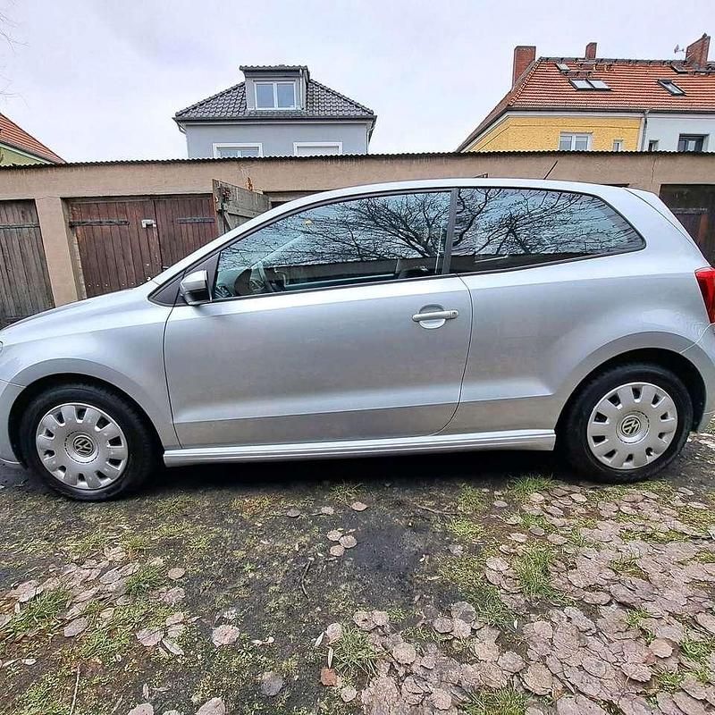 Gebraucht VW Polo Trendline 75 PS (55 kW) 2010 Silber Kleinwagen