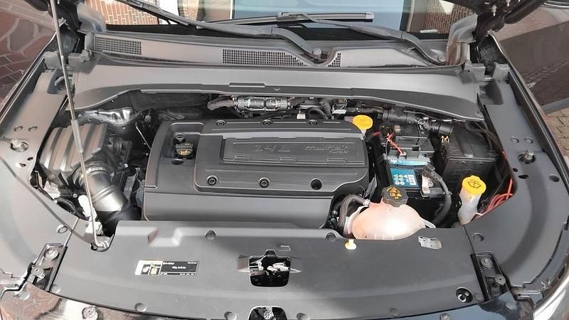 Second-hand Jeep Compass 140 CP (102 kW) 2018 Maro SUV