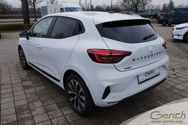 Neu Mitsubishi Colt Plus 91 PS (66 kW) 2025 Weiß Limousine
