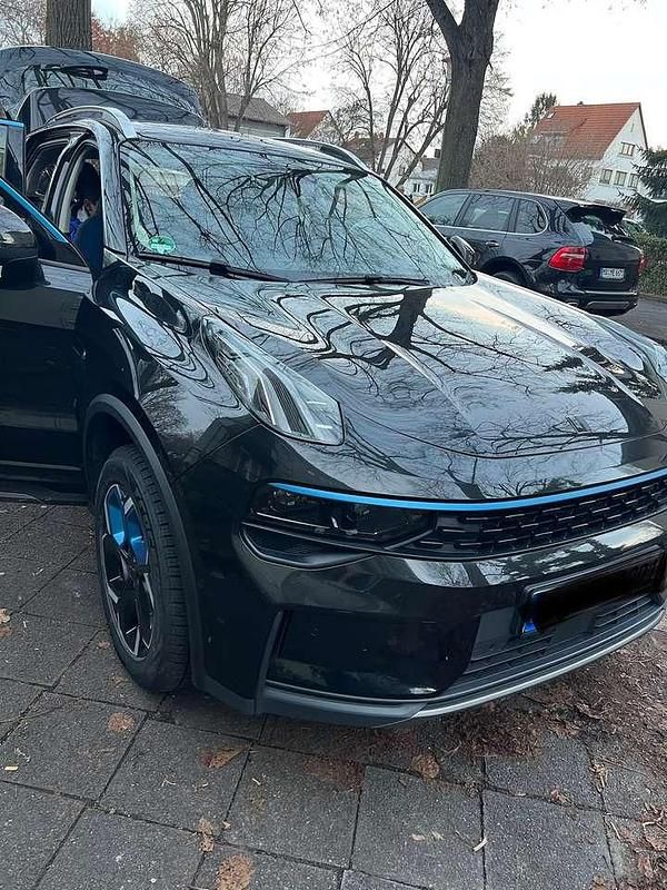 Schwarz Gebraucht 2021 Lynk & Co 01 SUV | 16.500 € (Fairer Preis) - Bild 1/4