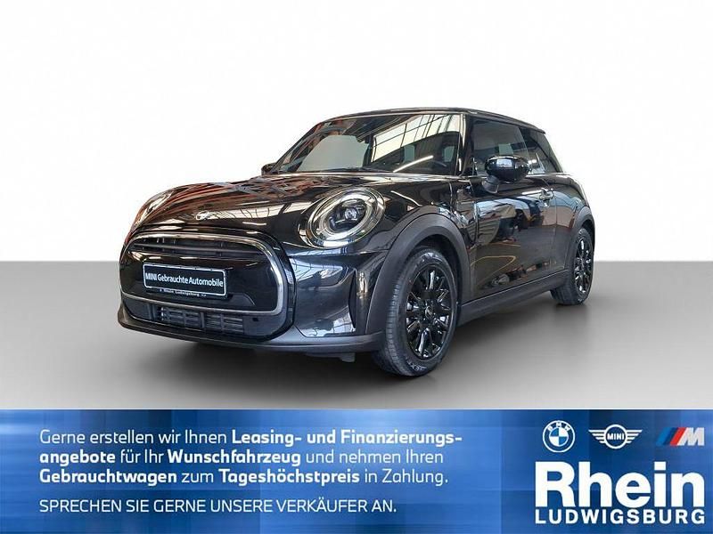Gebraucht Mini Cooper 136 PS (100 kW) 2023 Midnight black metallic Kleinwagen