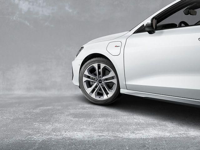 Gebraucht Audi A3 S-Line 204 PS (150 kW) 2025 Gletscherweiß metallic Limousine