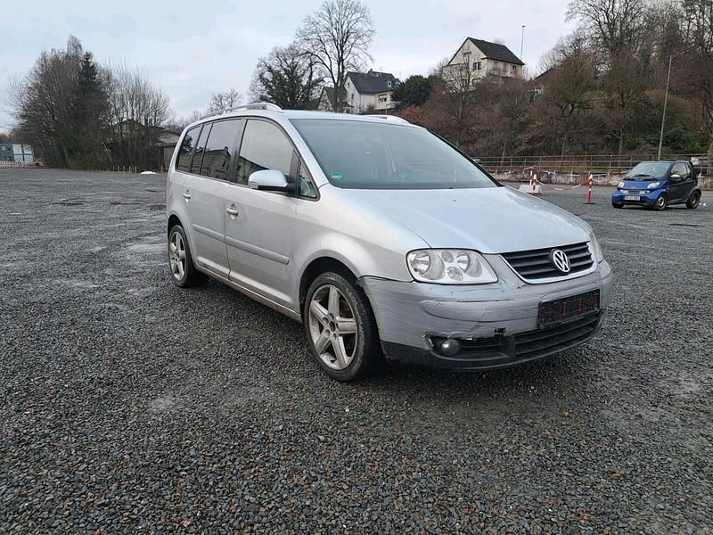 Gebraucht VW Touran 140 PS (102 kW) 2005 Van / Kleinbus