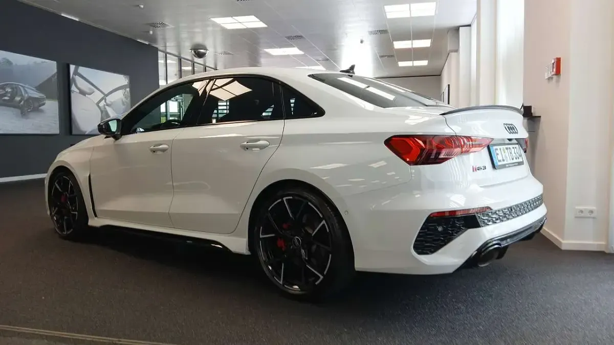 Używany Audi RS3 Ambiente 400 KM (294 kW) 2024 Sedan/Limuzyna