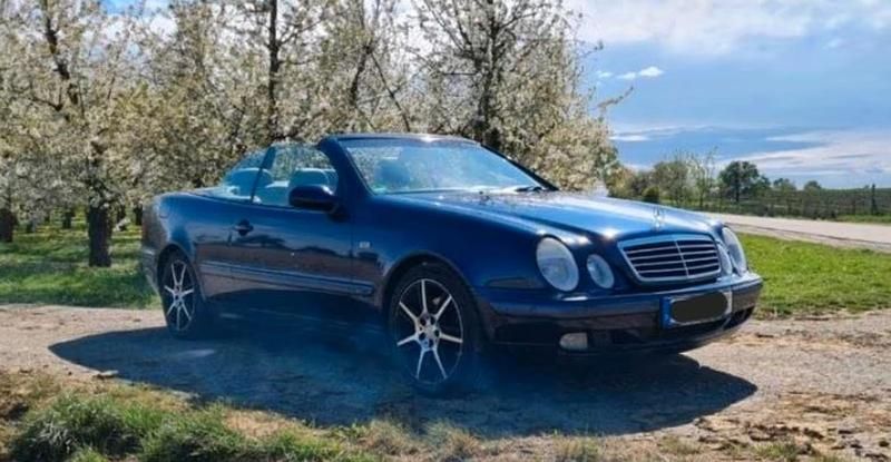 Blau Gebraucht 1999 Mercedes R320 Van / Kleinbus | 5.700 € - Bild 1/4