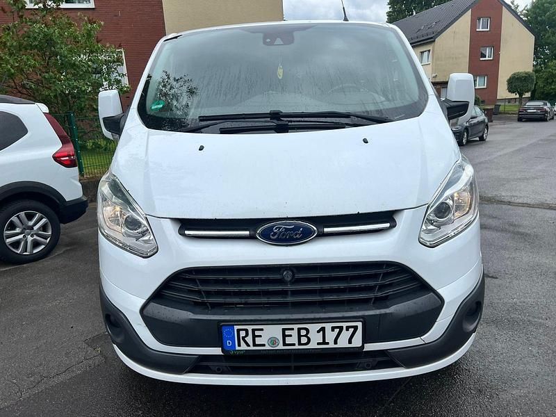 Weiß Gebraucht 2014 Ford Transit Van / Kleinbus | 9.500 € (Fairer Preis) - Bild 1/4