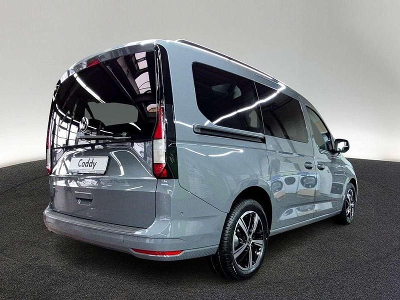 Gebraucht VW Caddy Life 114 PS (83 kW) 2026 Pure grey Van / Kleinbus