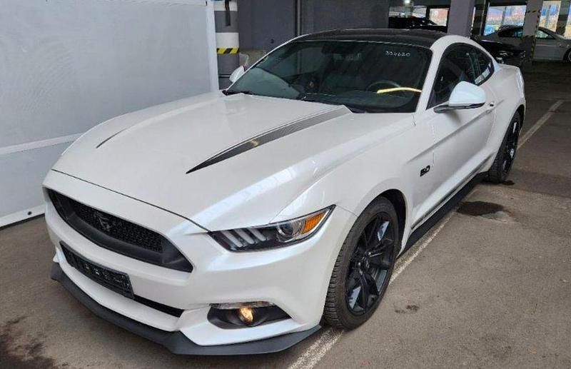 Gebraucht Ford Mustang GT 421 PS (309 kW) 2017 Weiß Coupé