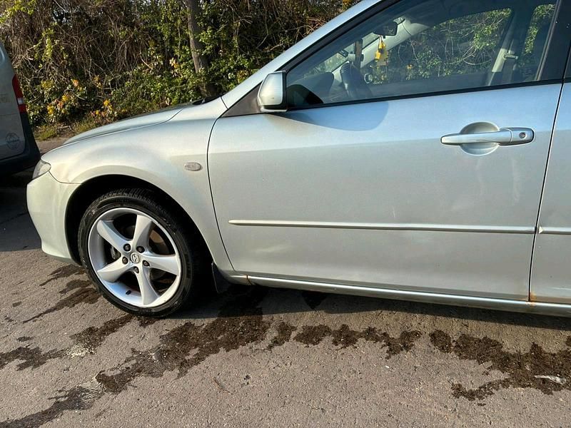 Usata Mazda 6 120 CV (88 kW) 2005 Argento Berlina