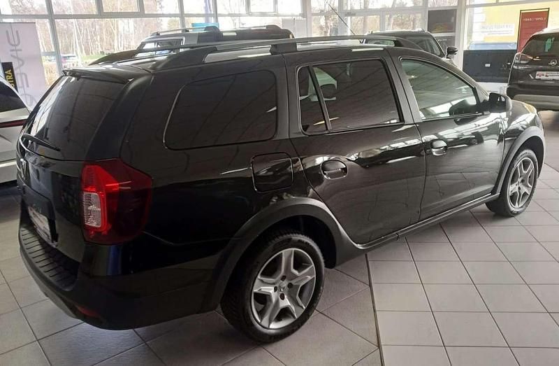 Gebraucht Dacia Logan Stepway 90 PS (66 kW) 2018 Perlmuttschwarz Kombi