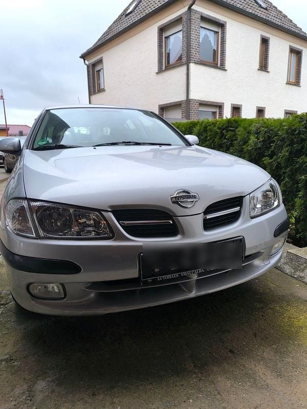 Silber Gebraucht 2001 Nissan Almera Kleinwagen | 1.299 € (Guter Preis) - Bild 1/4