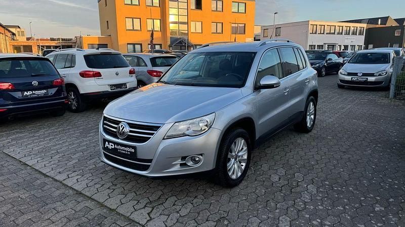 Silber Gebraucht 2009 VW Tiguan Sportline SUV | 7.900 € (Fairer Preis) - Bild 1/4