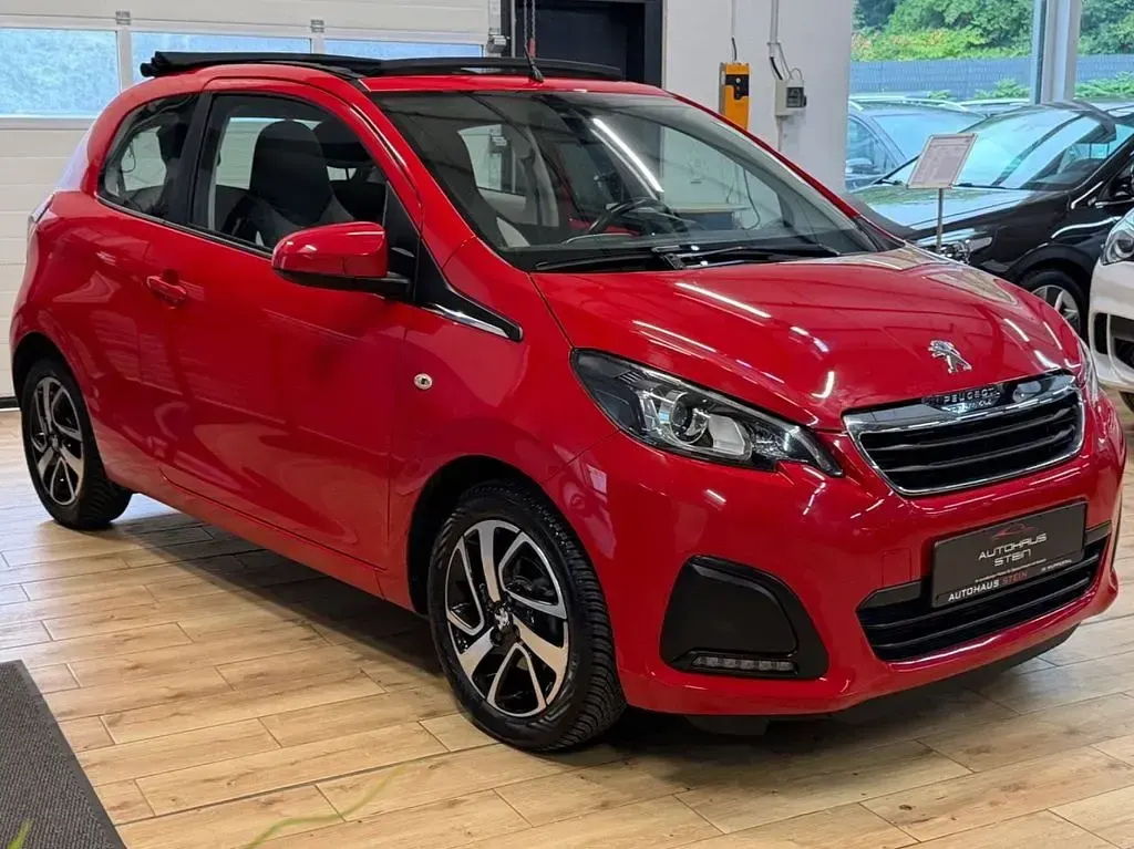 Gebraucht Peugeot 108 Active 69 PS (50 kW) 2017 Rouge scarlet Kleinwagen