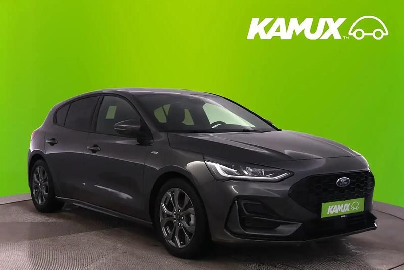 Gebraucht Ford Focus 125 PS (91 kW) 2024 Silber / grau Limousine