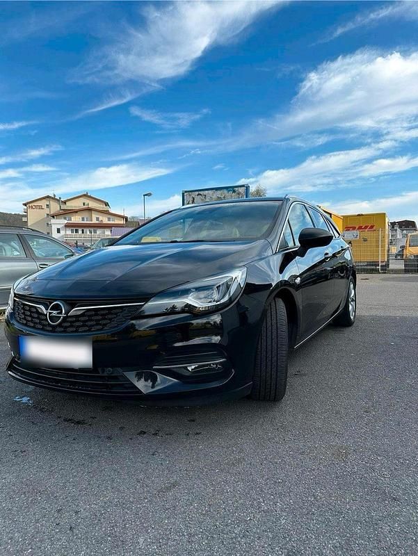 Gebraucht Opel Astra 131 PS (96 kW) 2020 Schwarz Kombi