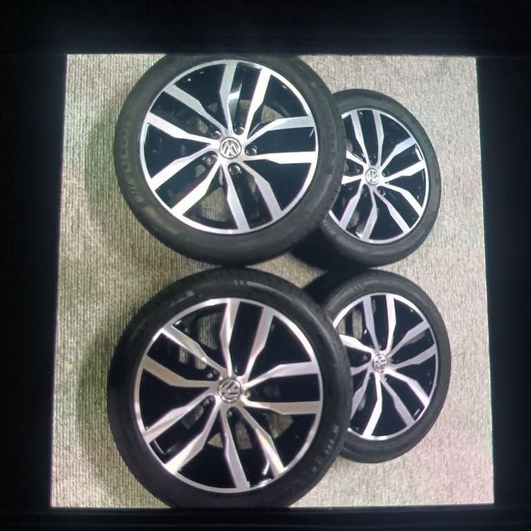 Gebraucht VW Golf VII Highline 150 PS (110 kW) 2020 Grau Limousine