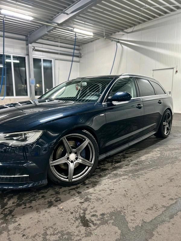 Gebraucht Audi A6 218 PS (160 kW) 2017 Andere farben Kombi