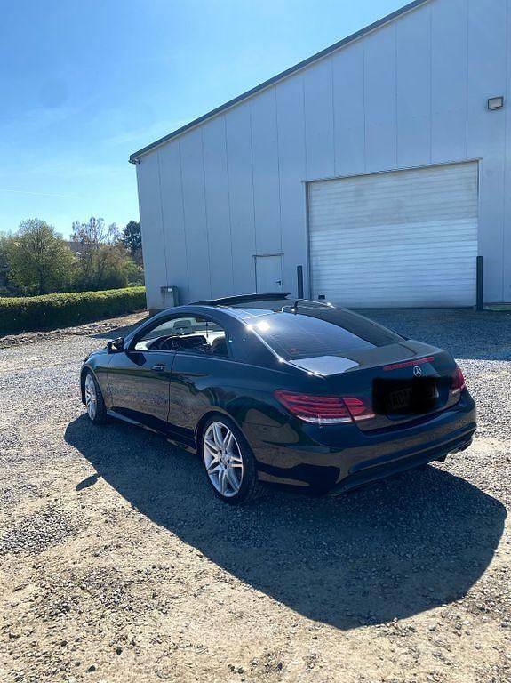 Gebraucht Mercedes E250 AMG line 211 PS (155 kW) 2014 Schwarz Coupé