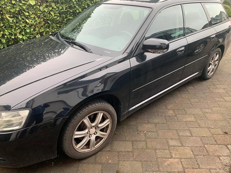 Gebraucht Subaru Legacy 136 PS (100 kW) 2003 Schwarz Kombi