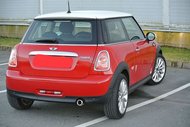 Gebraucht Mini Cooper D 112 PS (82 kW) 2011 Rot metallic Kleinwagen