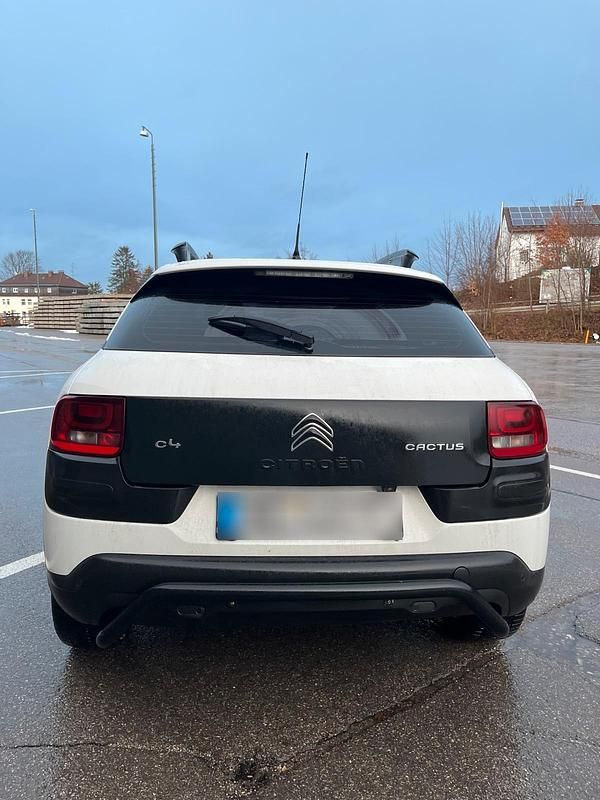 Gebraucht Citroën C4 82 PS (60 kW) 2015 Weiß Limousine