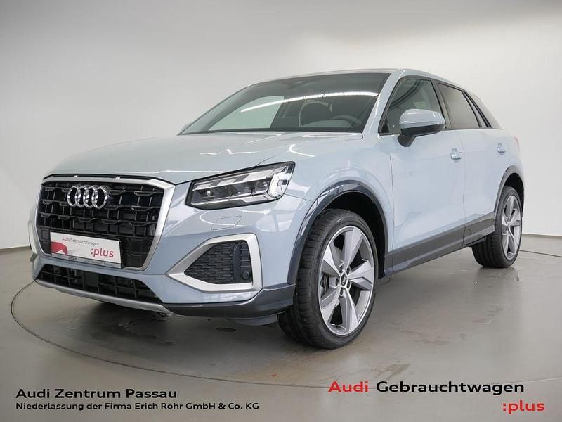 Pfeilgrau perleffekt Gebraucht 2024 Audi Q2 Advanced Plus SUV | 31.850 € (Fairer Preis) - Bild 1/4