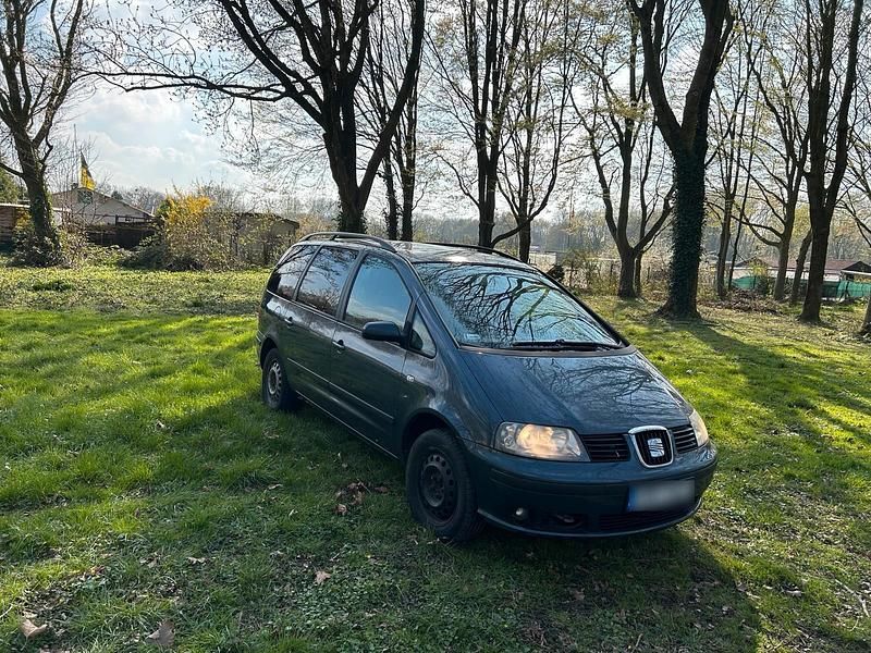 Gebraucht Seat Alhambra 131 PS (96 kW) 2005 Beige Van / Kleinbus