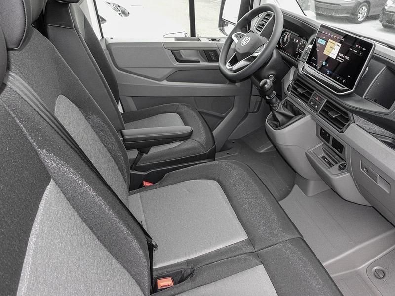 Gebraucht VW Crafter 140 PS (102 kW) 2025 Candyweiss Van