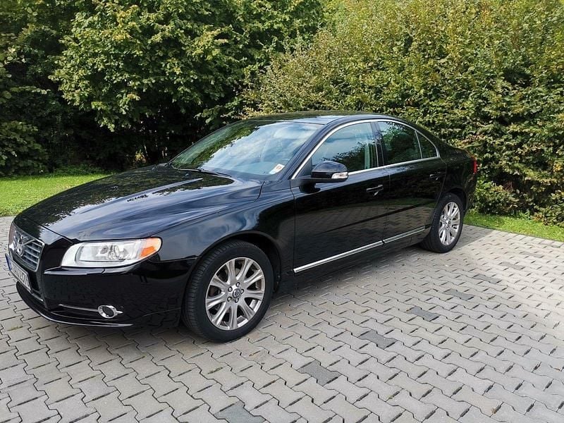 Schwarz Gebraucht 2011 Volvo S80 Momentum Limousine | 7.000 € (Guter Preis) - Bild 1/4