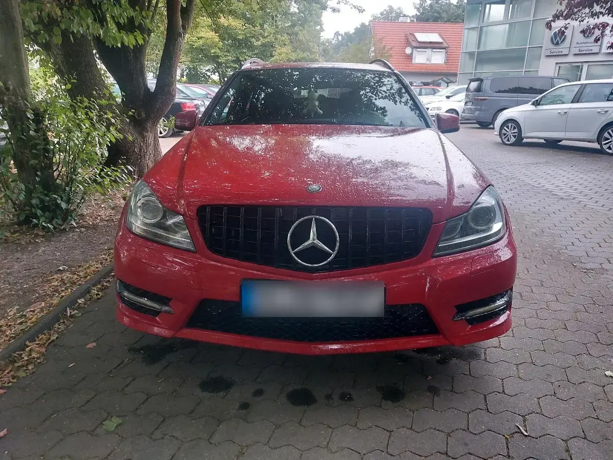 Gebraucht Mercedes C220 AMG 136 PS (100 kW) 2012 Andere farben Limousine