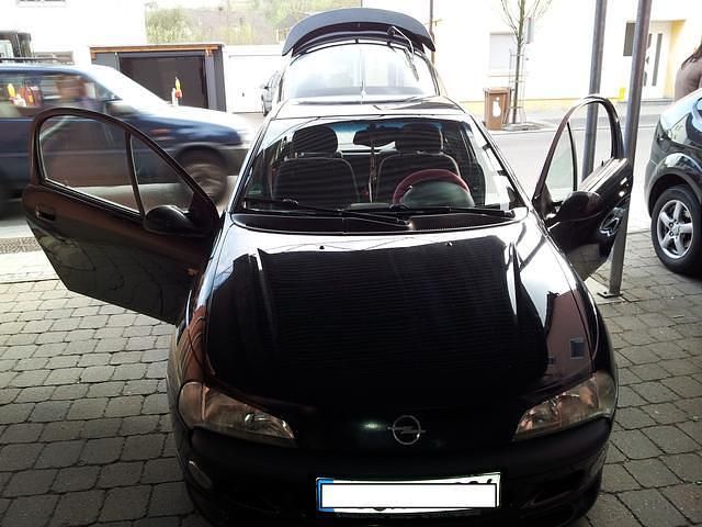 Gebraucht Opel Tigra 90 PS (66 kW) 1999 Schwarz Coupé