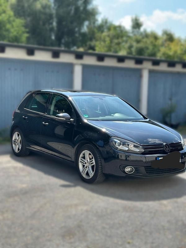 Gebraucht VW Golf VI Style 125 PS (91 kW) 2012 Schwarz Kleinwagen