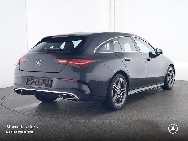 Schwarz Gebraucht 2024 Mercedes CLA200 Shooting Brake Advanced Plus Kombi | 31.890 € (Guter Preis) - Bild 1/4
