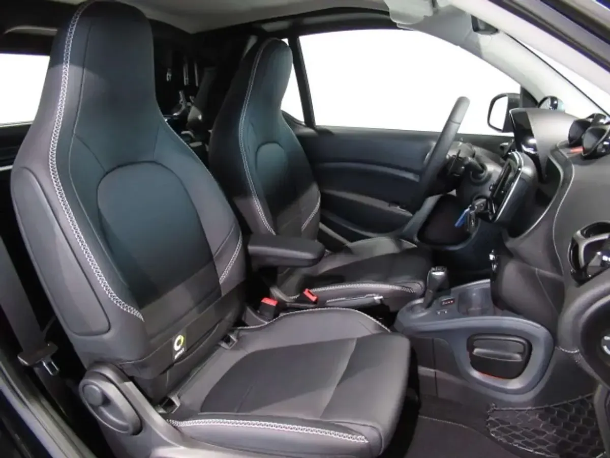 Gebraucht Smart ForTwo Cabrio Brabus Xclusive 109 PS (80 kW) 2019 Schwarz Cabrio