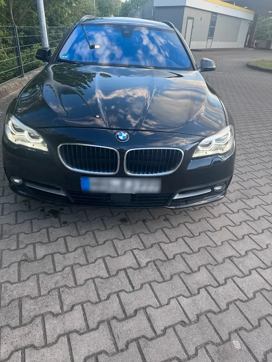 Gebraucht BMW 525 Luxury Line 218 PS (160 kW) 2016 Schwarz Kombi