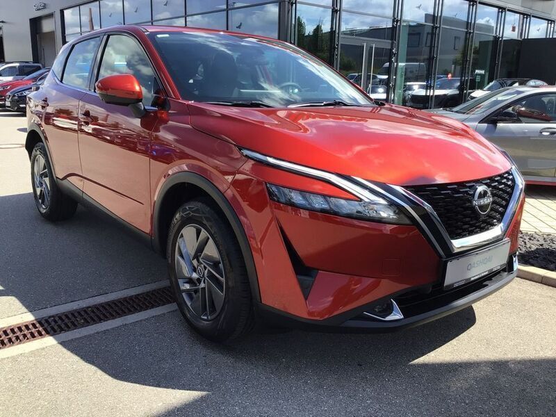 Gebraucht Nissan Qashqai Acenta 158 PS (116 kW) 2023 Fuji sunset red metallic SUV