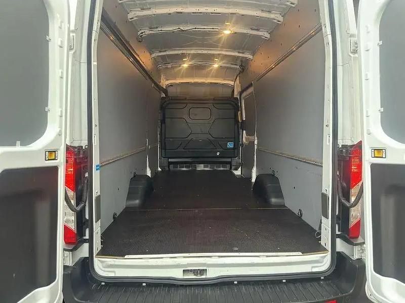 Gebraucht Ford Transit Trend 131 PS (96 kW) 2025 Weiß Pickup