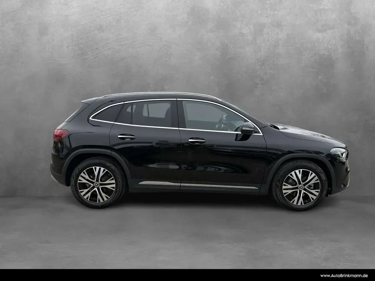 Gebraucht Mercedes GLA200 Progressive 163 PS (119 kW) 2026 Lack kosmosschwarz SUV
