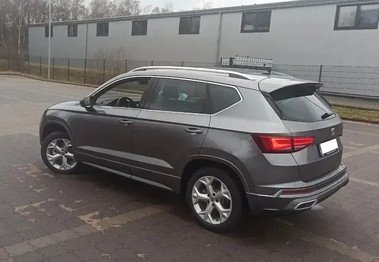 Gebraucht Seat Ateca 4Drive 150 PS (110 kW) 2024 Grau SUV