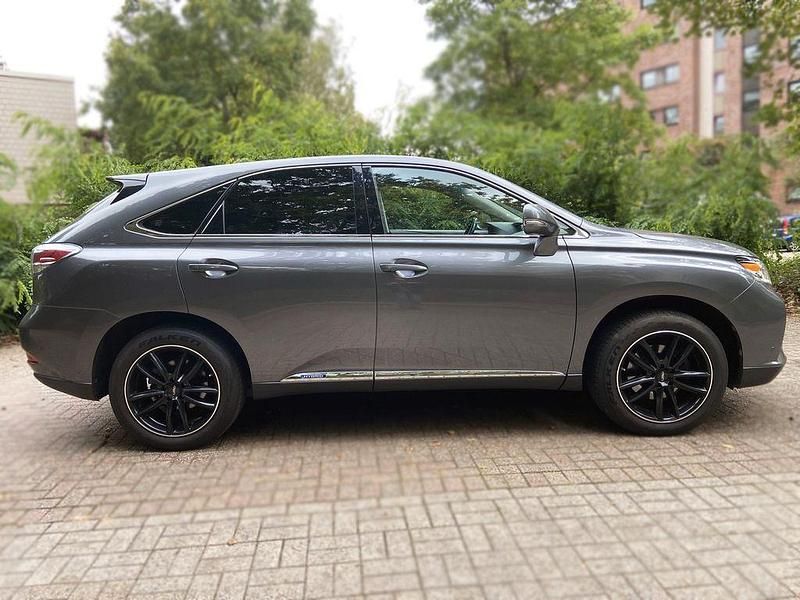 Grau Gebraucht 2014 Lexus RX450h SUV | 19.950 € (Fairer Preis) - Bild 1/4