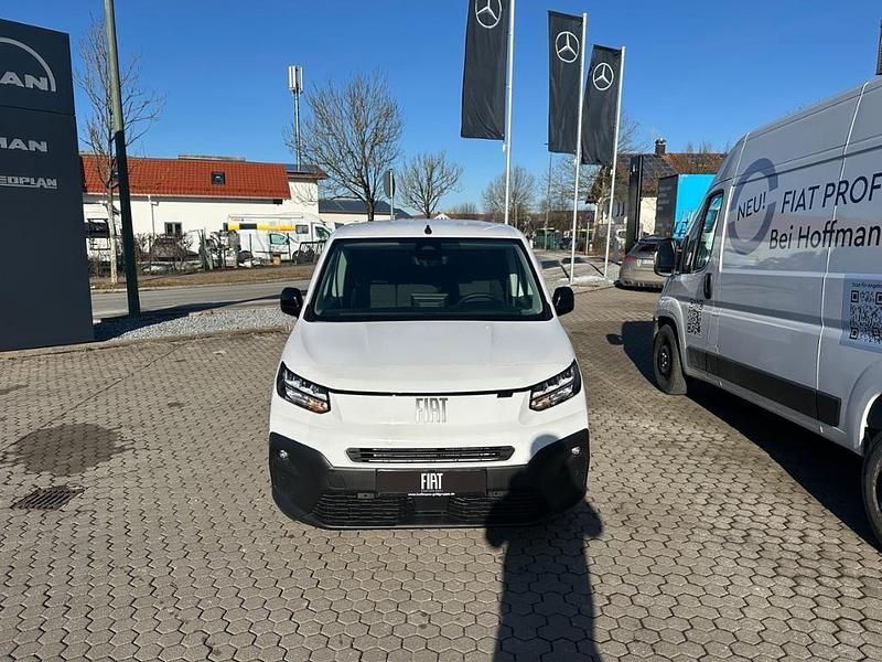 Neu Fiat Doblò 102 PS (75 kW) 2026 Weiß Van / Kleinbus