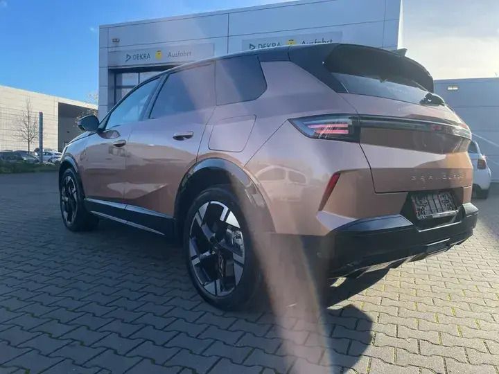 Impakt kupfer (braun) Gebraucht 2025 Opel Grandland Electric SUV | 42.925 € (Guter Preis) - Bild 1/3