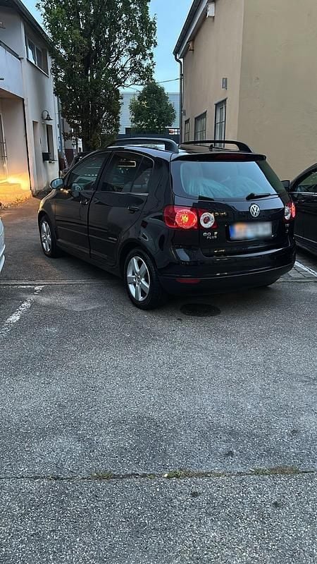 Gebraucht VW Golf Plus Cross 160 PS (117 kW) 2008 Schwarz Van / Kleinbus