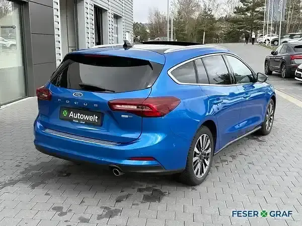 Gebraucht Ford Focus Vignale 155 PS (114 kW) 2023 Dynamicblue metallic Kombi