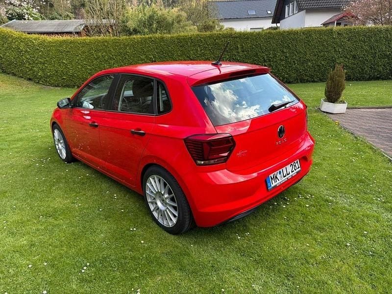 Gebraucht VW Polo 80 PS (58 kW) 2021 Rot Kleinwagen