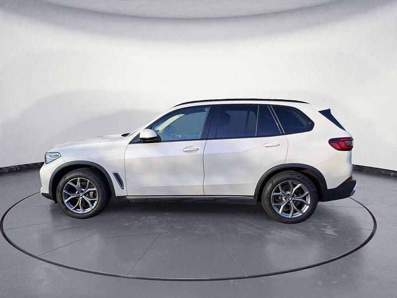 Gebraucht BMW X5 Performance 286 PS (210 kW) 2022 Weiß SUV