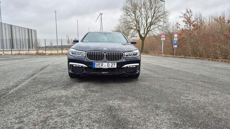 Gebraucht BMW 740 Sport Line 320 PS (235 kW) 2018 Limousine