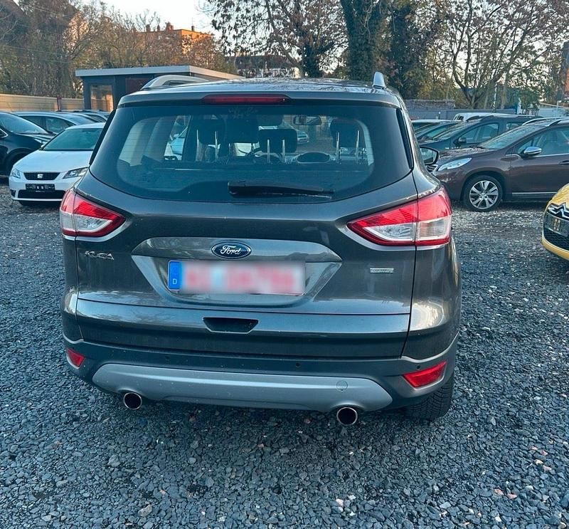 Gebraucht Ford Kuga SYNC Edition 150 PS (110 kW) 2015 Grau SUV