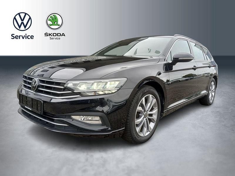 Schwarz Gebraucht 2022 VW Passat Business Kombi | 25.970 € (Superpreis) - Bild 1/4